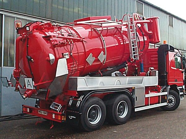 kroll_ilosos_03.jpg kroll_ilosos_03.jpg